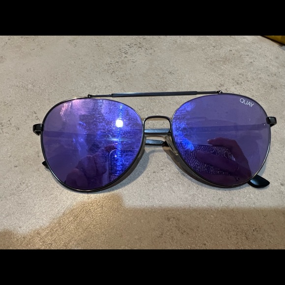 Quay Australia Sunglasses - Picture 2 of 6